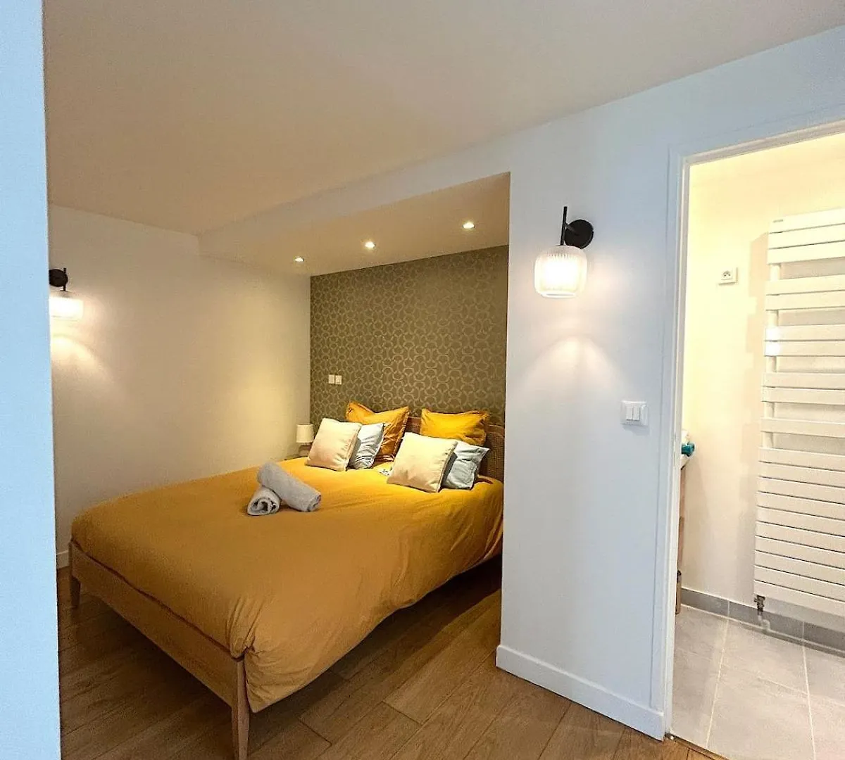 파리 Outstanding And Sunbathed 3 Br 아파트 프랑스