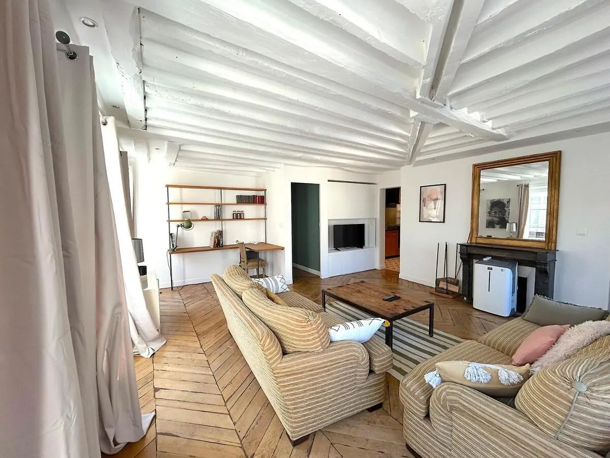 Outstanding And Sunbathed 3 Br Lejlighed Paris Frankrig