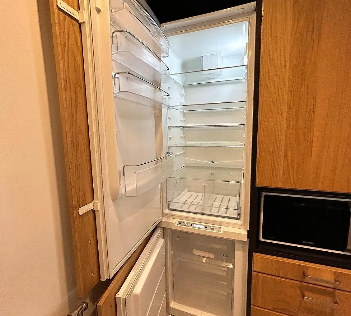 Outstanding And Sunbathed 3 Br Lejlighed Paris
